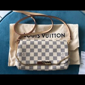 LV Crossbody bag